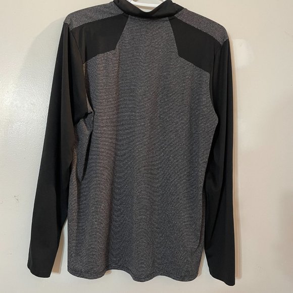 Men's Northface Pullover Flash Dry Long Sleeve 1/2 zip - Picture 5 of 5